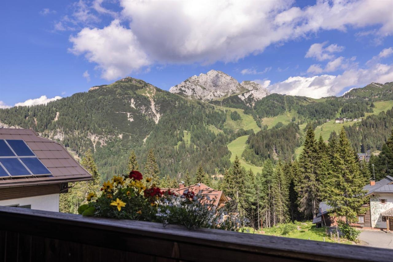 Almhuetten Sonnblick & Almfried Sonnenalpe Nassfeld Buitenkant foto